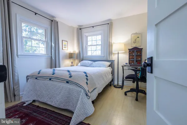 $899,900 | 7806 Worthing Court, Alexandria, VA 22315