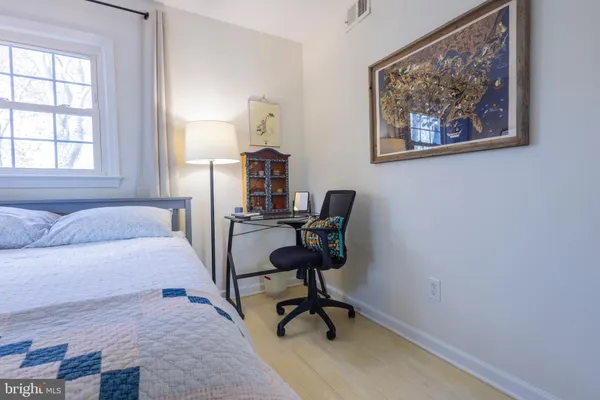 $899,900 | 7806 Worthing Court, Alexandria, VA 22315