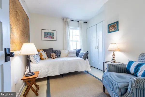 $899,900 | 7806 Worthing Court, Alexandria, VA 22315