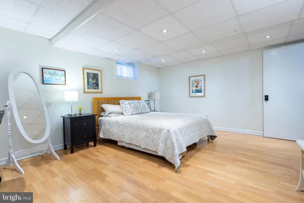 $899,900 | 7806 Worthing Court, Alexandria, VA 22315