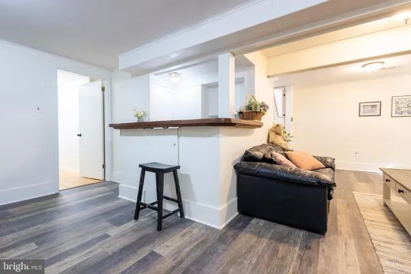 $899,900 | 7806 Worthing Court, Alexandria, VA 22315