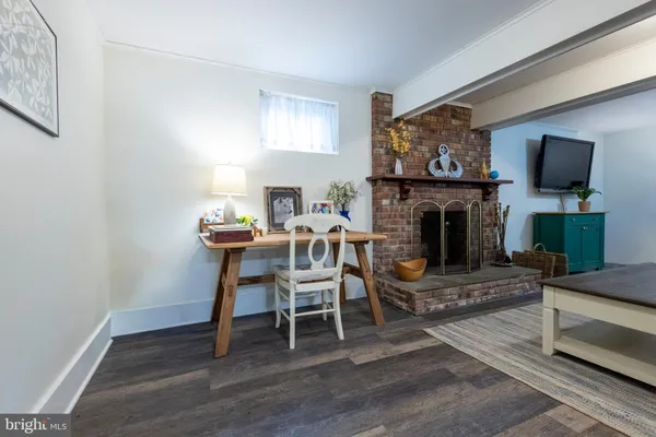 $899,900 | 7806 Worthing Court, Alexandria, VA 22315