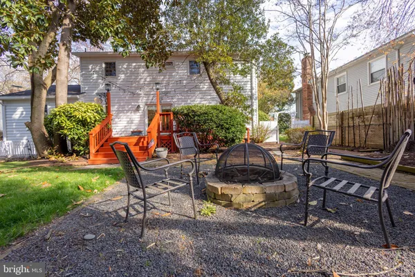 $899,900 | 7806 Worthing Court, Alexandria, VA 22315