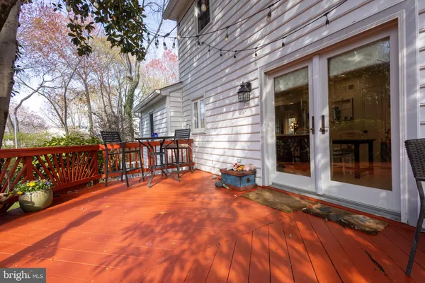 $899,900 | 7806 Worthing Court, Alexandria, VA 22315