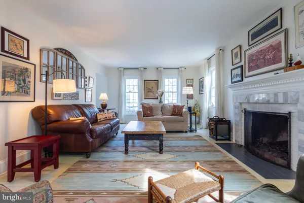 $899,900 | 7806 Worthing Court, Alexandria, VA 22315