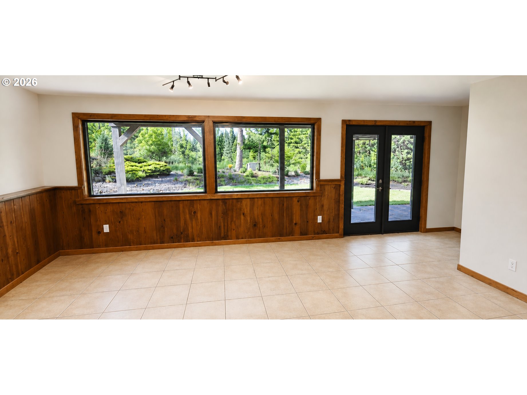 19 Lava Road Trout Lake, WA 98650 - Photo 13 of 47 Family Room