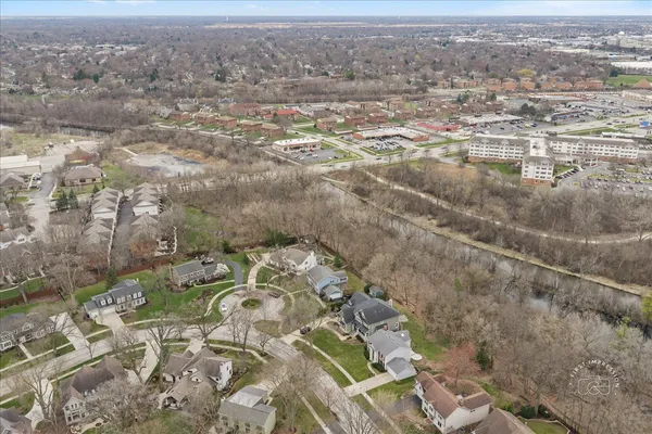 $829,000 | 809 Heatherton Drive, Naperville, IL 60563