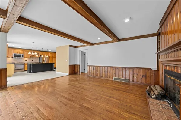 $829,000 | 809 Heatherton Drive, Naperville, IL 60563
