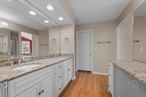 $829,000 | 809 Heatherton Drive, Naperville, IL 60563