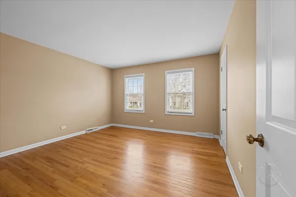 $829,000 | 809 Heatherton Drive, Naperville, IL 60563