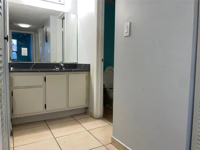 $2,000 | 1101 Southwest 122nd Avenue, Unit 415, Miami, FL 33184