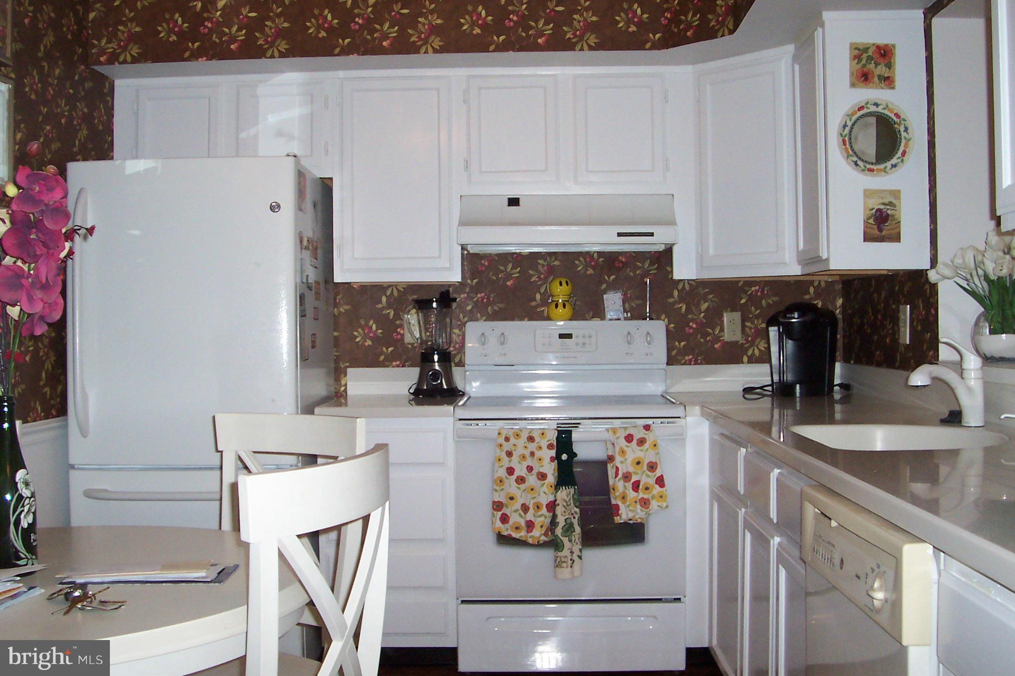 445 Pleasanton Road, Unit C23 Westminster, MD 21157 - Photo 12 of 21 Kitchen