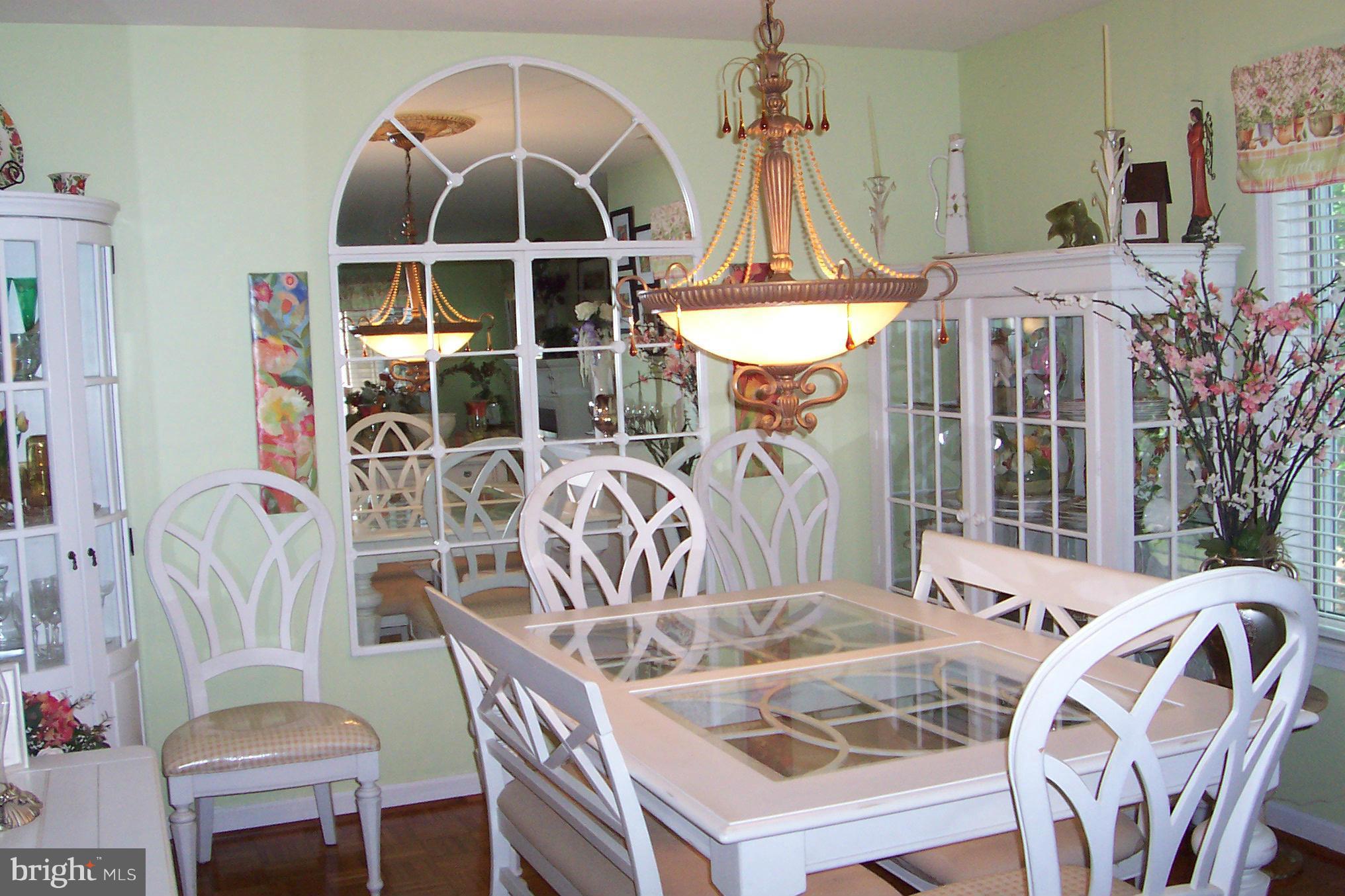 445 Pleasanton Road, Unit C23 Westminster, MD 21157 - Photo 7 of 21 Dining Room