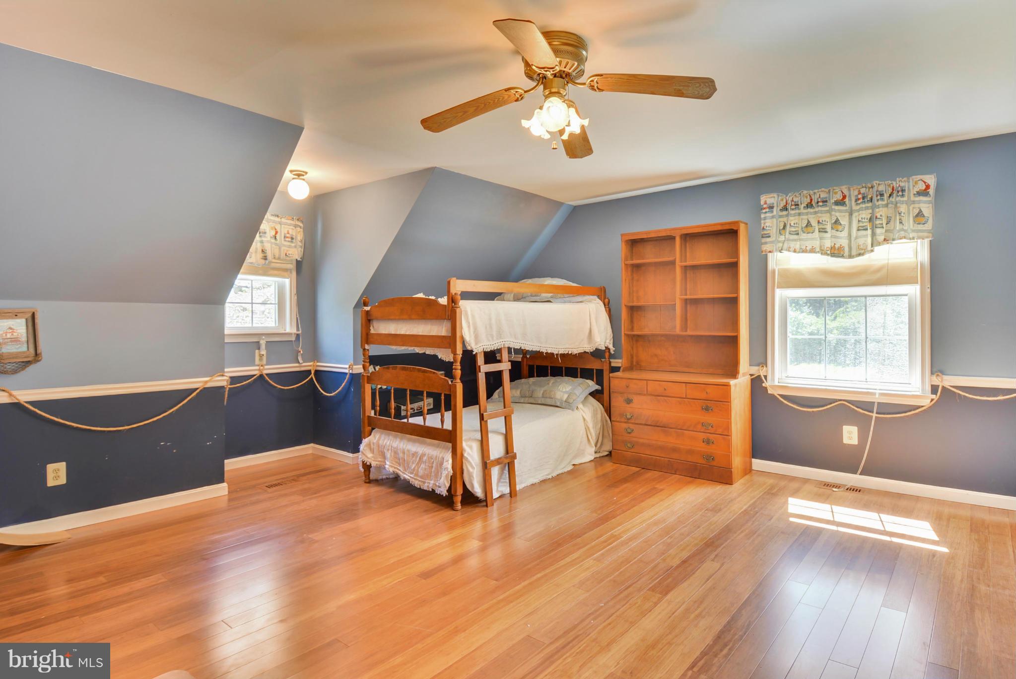 4150 Louisville Road Finksburg, MD 21048 - Photo 14 of 30 Large Bedroom 3 w/new bamboo floor
