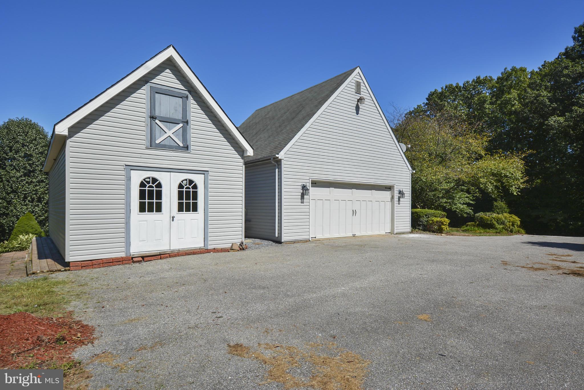 4150 Louisville Road Finksburg, MD 21048 - Photo 22 of 30 Oversize Garage, 800 sf Workshop/Studio/She Shed