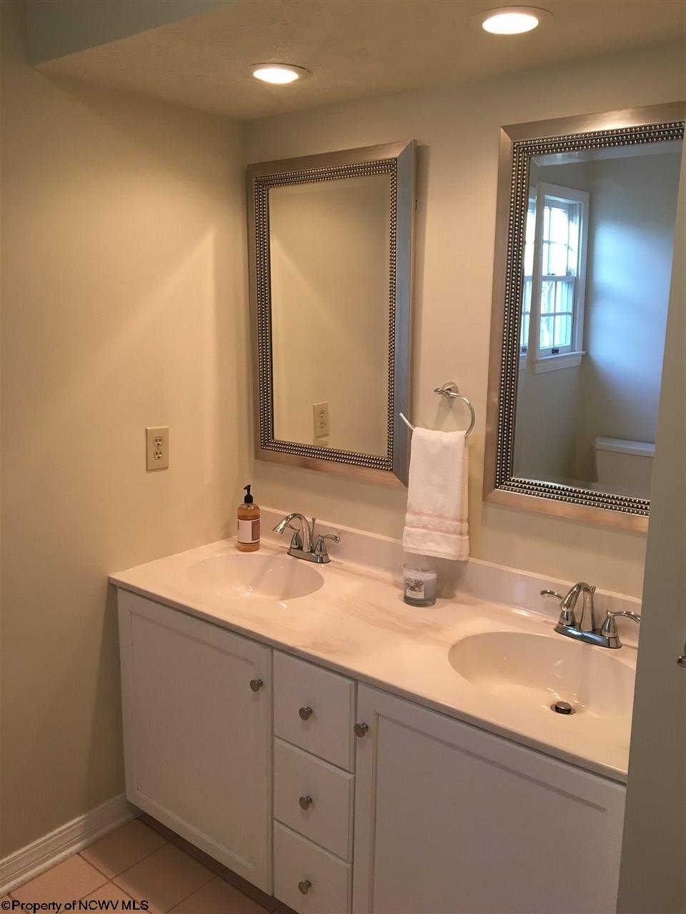 180 Cameron Road Clarksburg, WV 26301 - Photo 10 of 20 Gallery Image 10