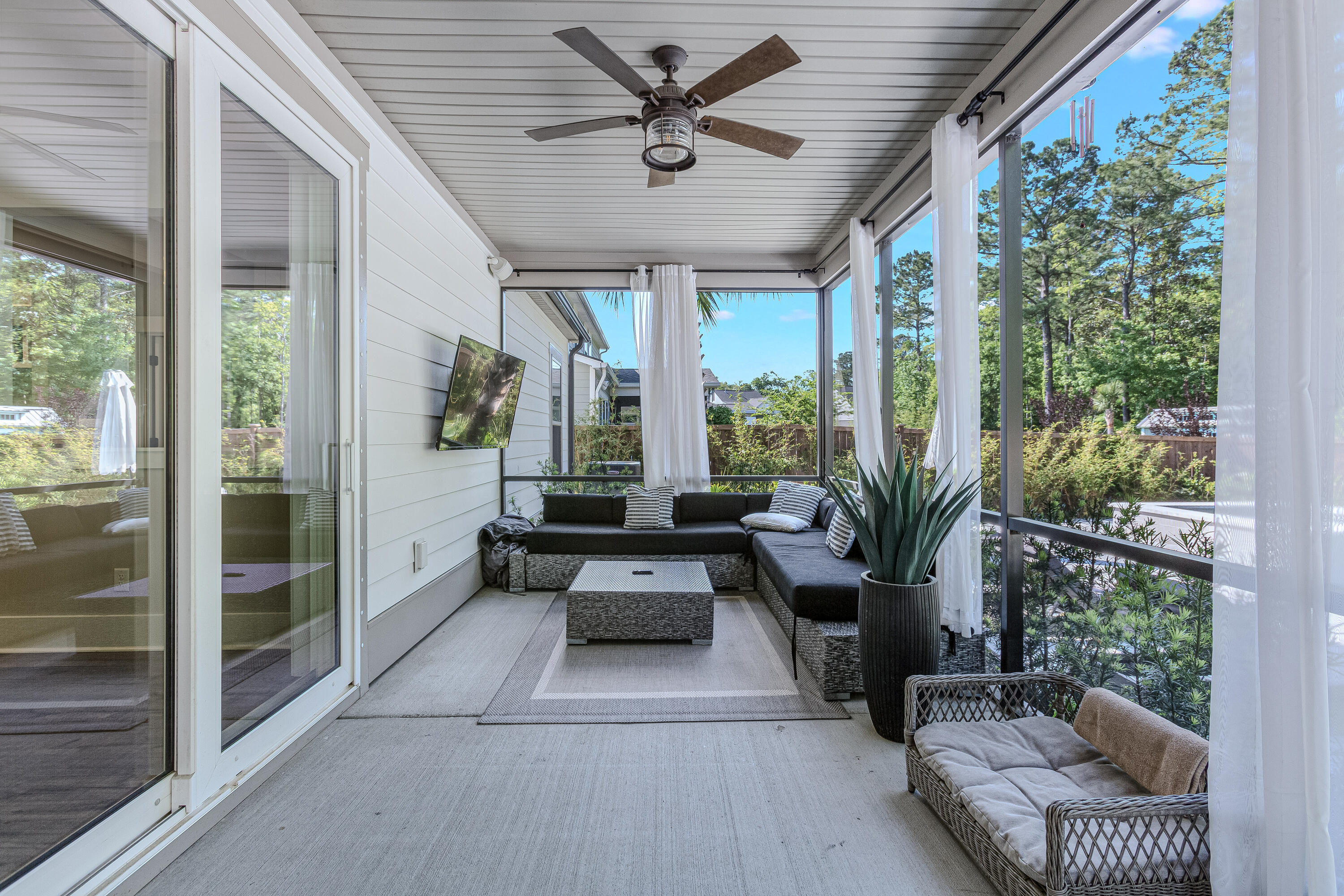 2319 Brinkley Road Johns Island, SC 29455 - Photo 9 of 39 2319BrinkleyRd.MLS.MoodyBrandingBoutique