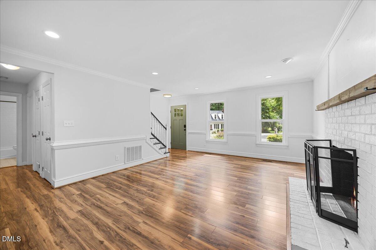 4404 Lancashire Drive Raleigh, NC 27613 - Photo 7 of 37 08-2A1A1870