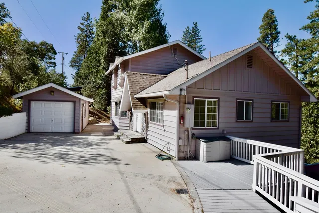 $549,000 | 39314 Manzanita Drive, Oakhurst, CA 93644
