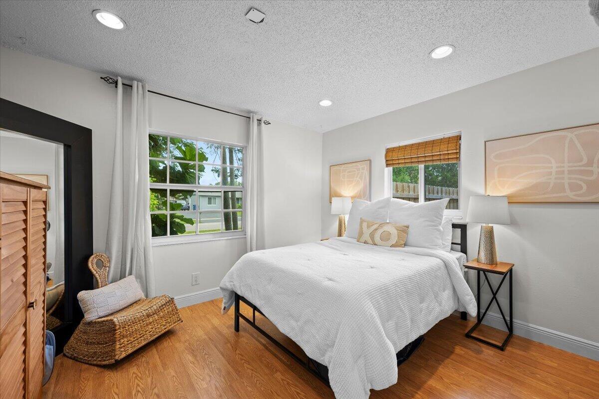 710 Cree Street Jupiter, FL 33458 - Photo 13 of 26 Guest Bedroom