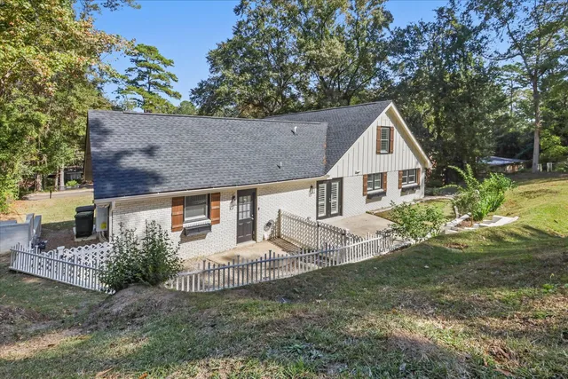 $695,000 | 2243 Trescott Drive, Tallahassee, FL 32308