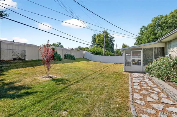 $2,350 | 354 Burncoate Drive, Oakville, MO 63129