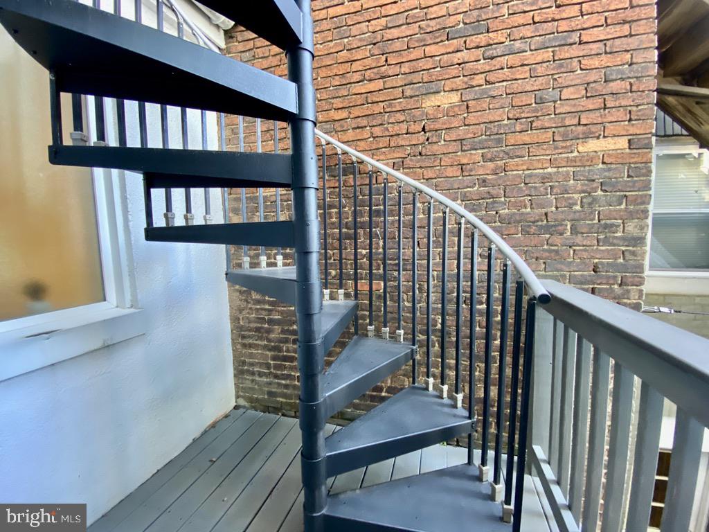1278 Riverside Avenue Baltimore, MD 21230 - Photo 19 of 26