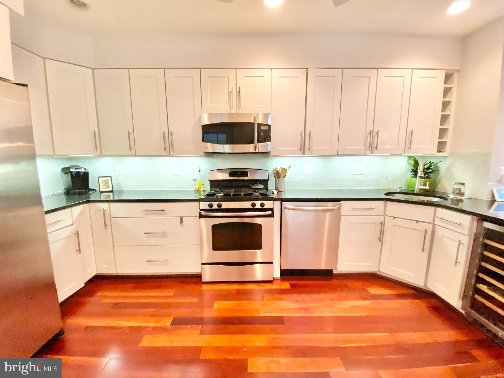 1278 Riverside Avenue Baltimore, MD 21230 - Photo 5 of 26