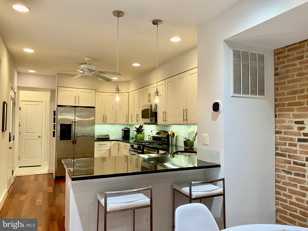1278 Riverside Avenue Baltimore, MD 21230 - Photo 9 of 26