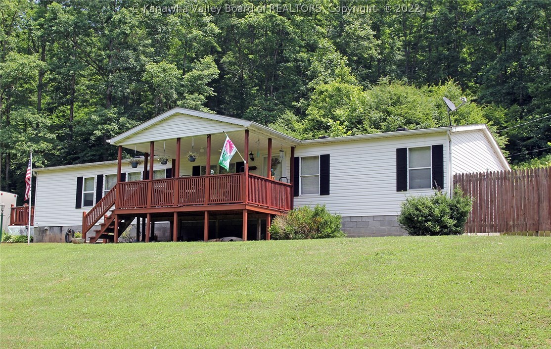 614 Clio Road Clendenin, WV 25045 - Photo 1 of 24 Gallery Image 1