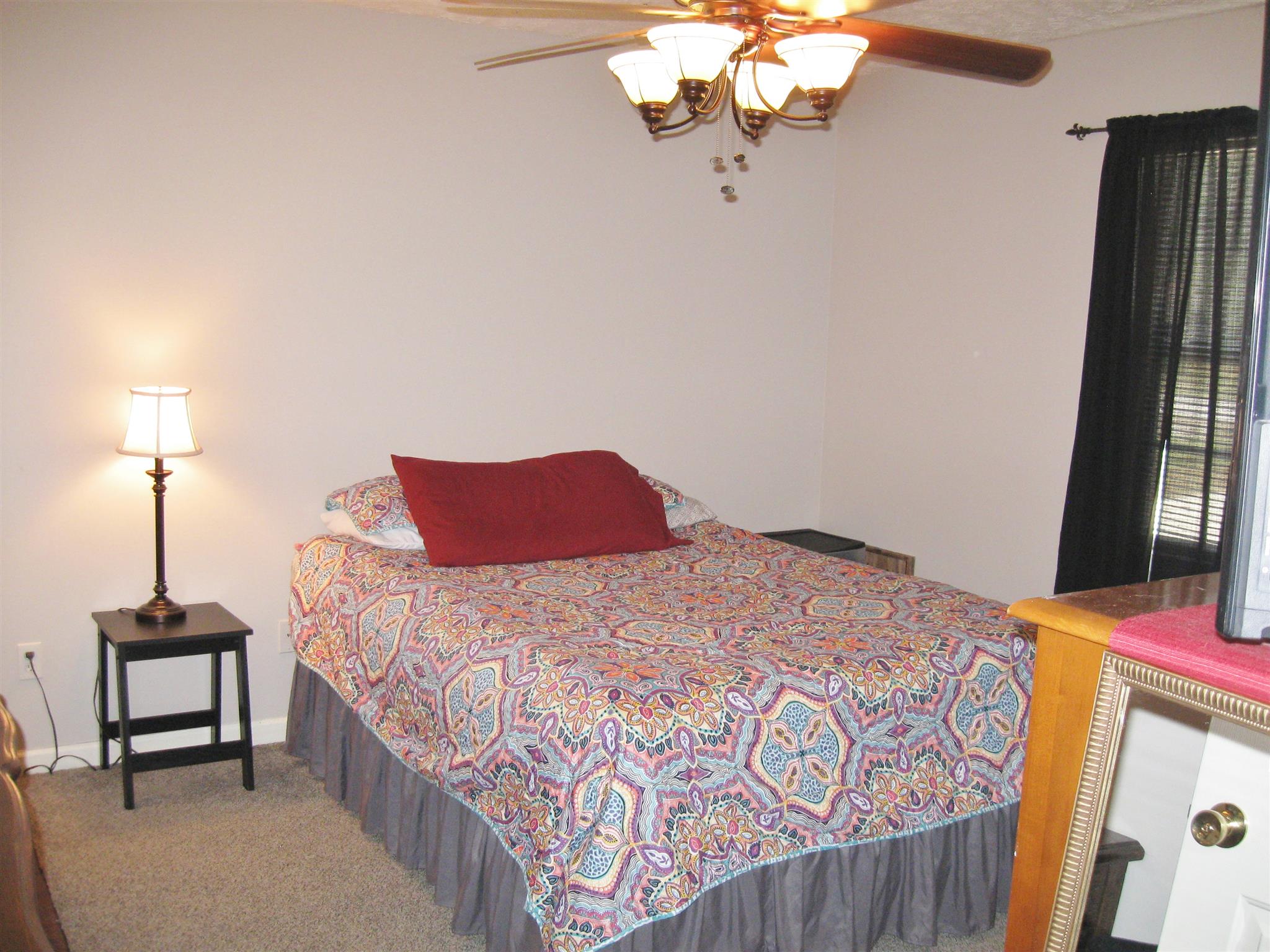 1204 East End Road Manchester, TN 37355 - Photo 12 of 27 Master bedroom!