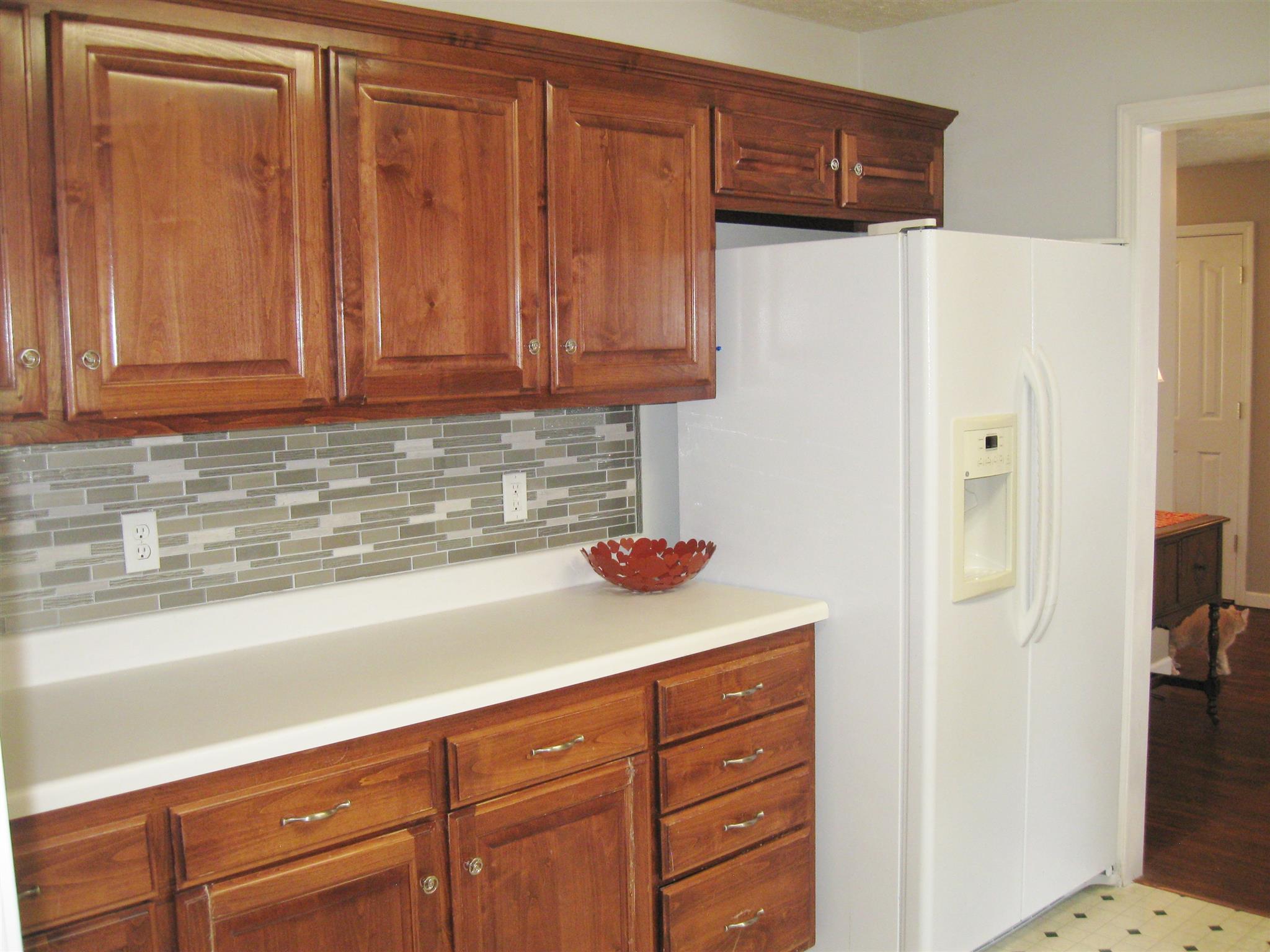 1204 East End Road Manchester, TN 37355 - Photo 10 of 27 Lots of counter and cabinets in kitchen.