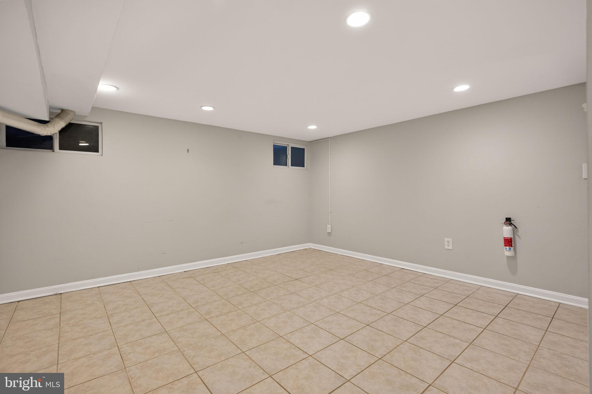 302 N Street Southwest, Unit 302 Washington, DC 20024 - Photo 26 of 68