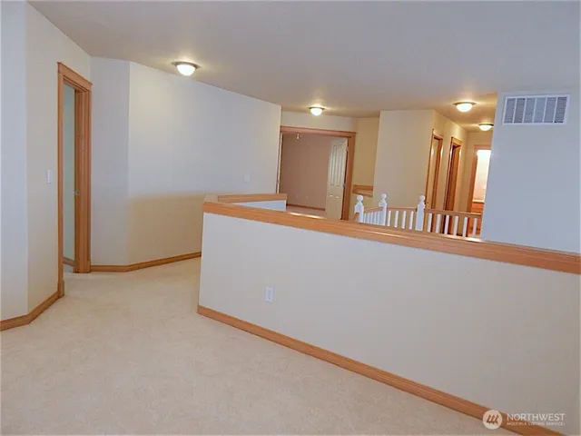 $4,300 | 1016 Lawton Road, Lynnwood, WA 98036