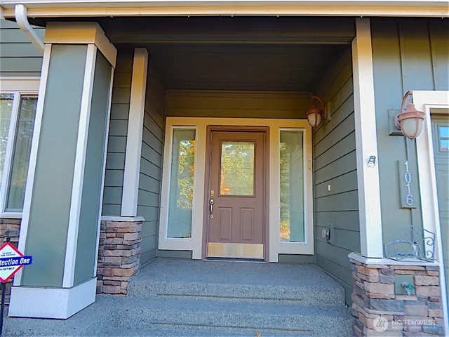 $4,300 | 1016 Lawton Road, Lynnwood, WA 98036