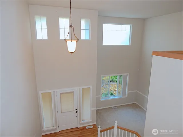 $4,300 | 1016 Lawton Road, Lynnwood, WA 98036