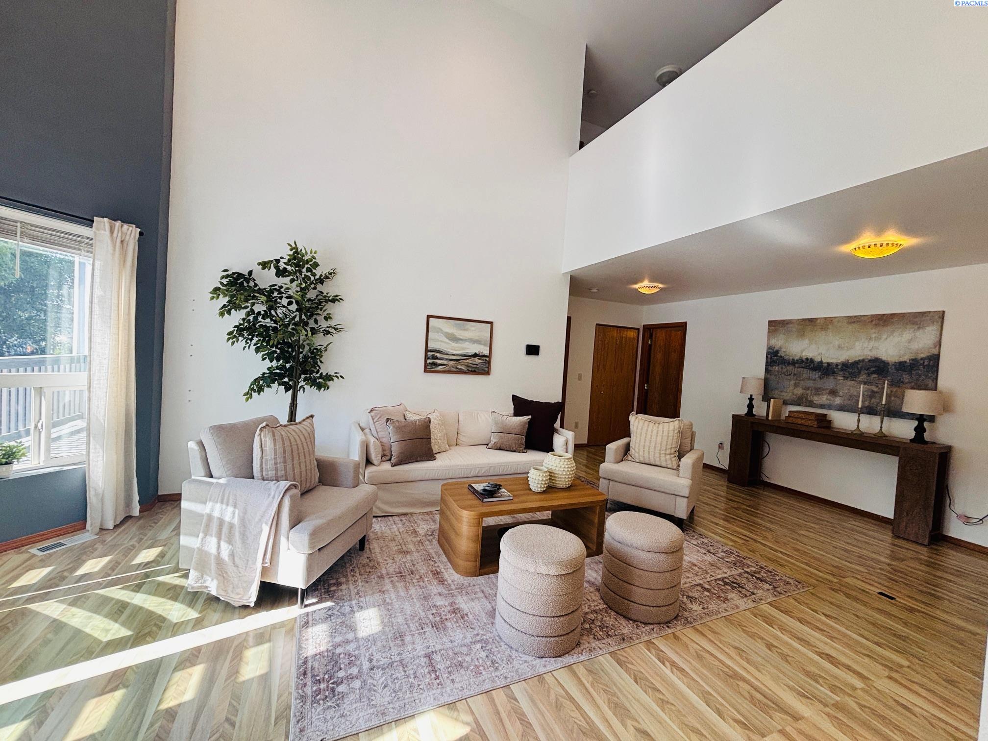 9505 Sturgis Road Pasco, WA 99301 - Photo 5 of 48 Gallery Image 5
