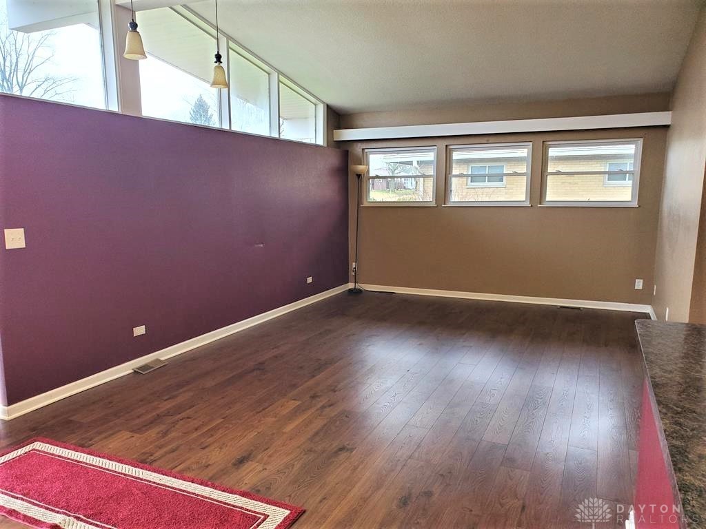 5322 Barrett Drive Riverside, OH 45431 - Photo 6 of 22