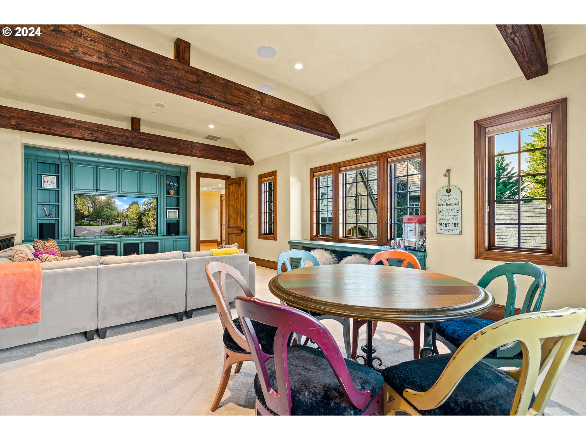 12780 South Fielding Road Lake Oswego, OR 97034 - Photo 38 of 48 a view of a dining room with furniture and window