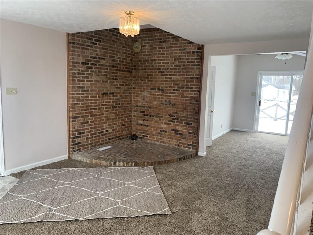 303 West Main Street Lewisville, IN 47352 - Photo 3 of 19