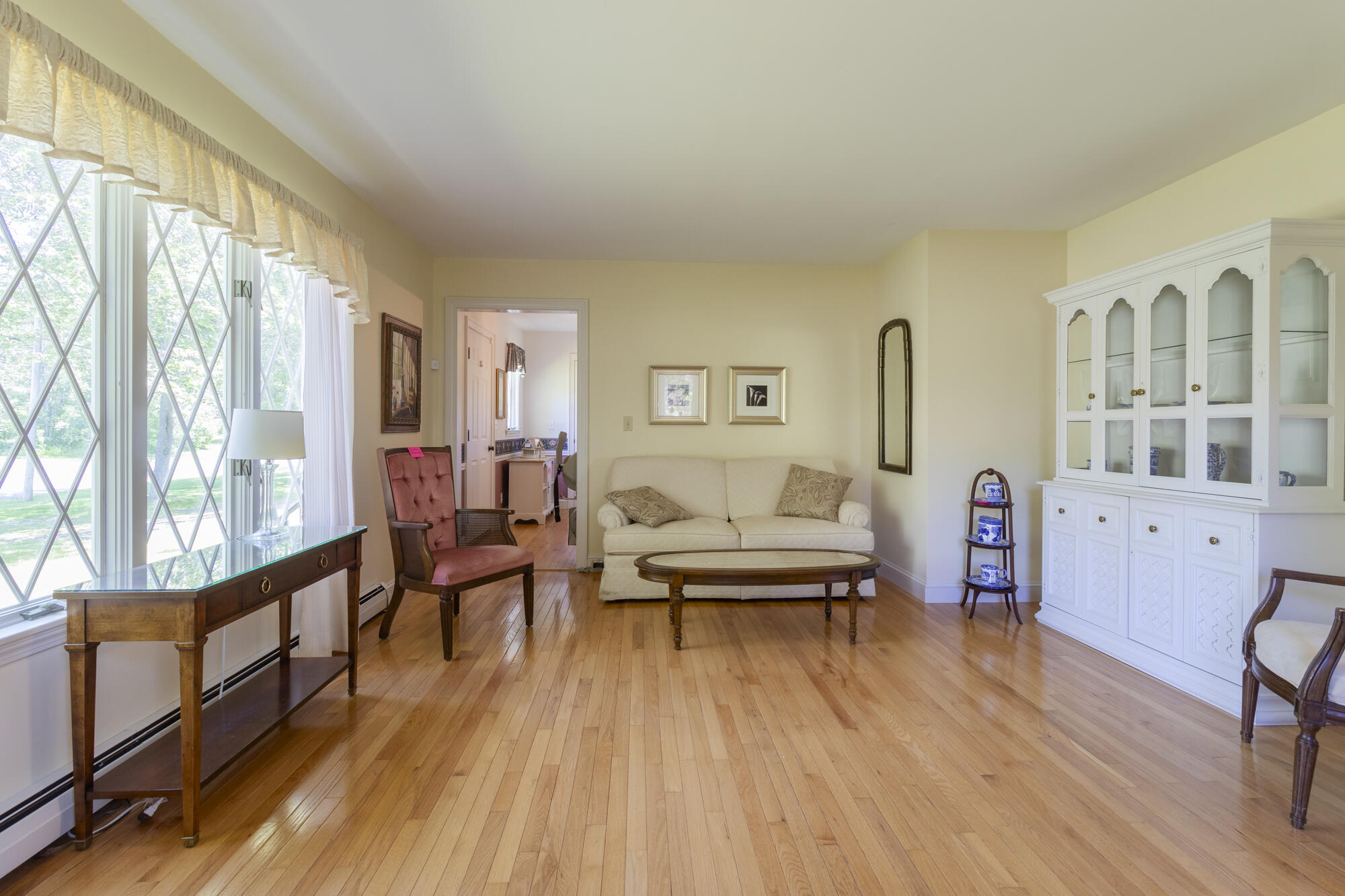 45 Canterbury Road Brewer, ME 04412 - Photo 12 of 47 large living room