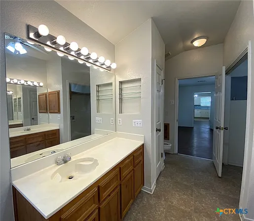 $995 | 1312 West Avenue D, Copperas Cove, TX 76522