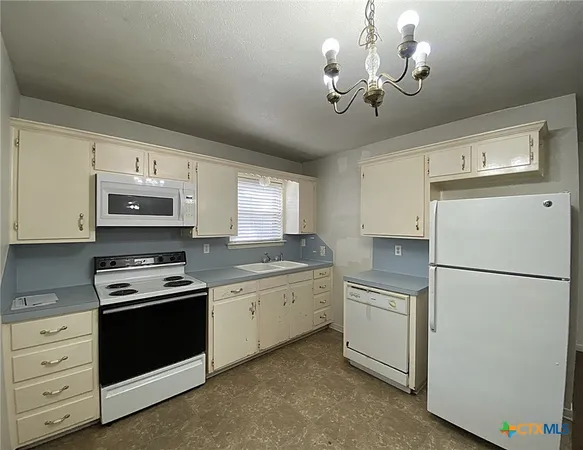 $995 | 1312 West Avenue D, Copperas Cove, TX 76522
