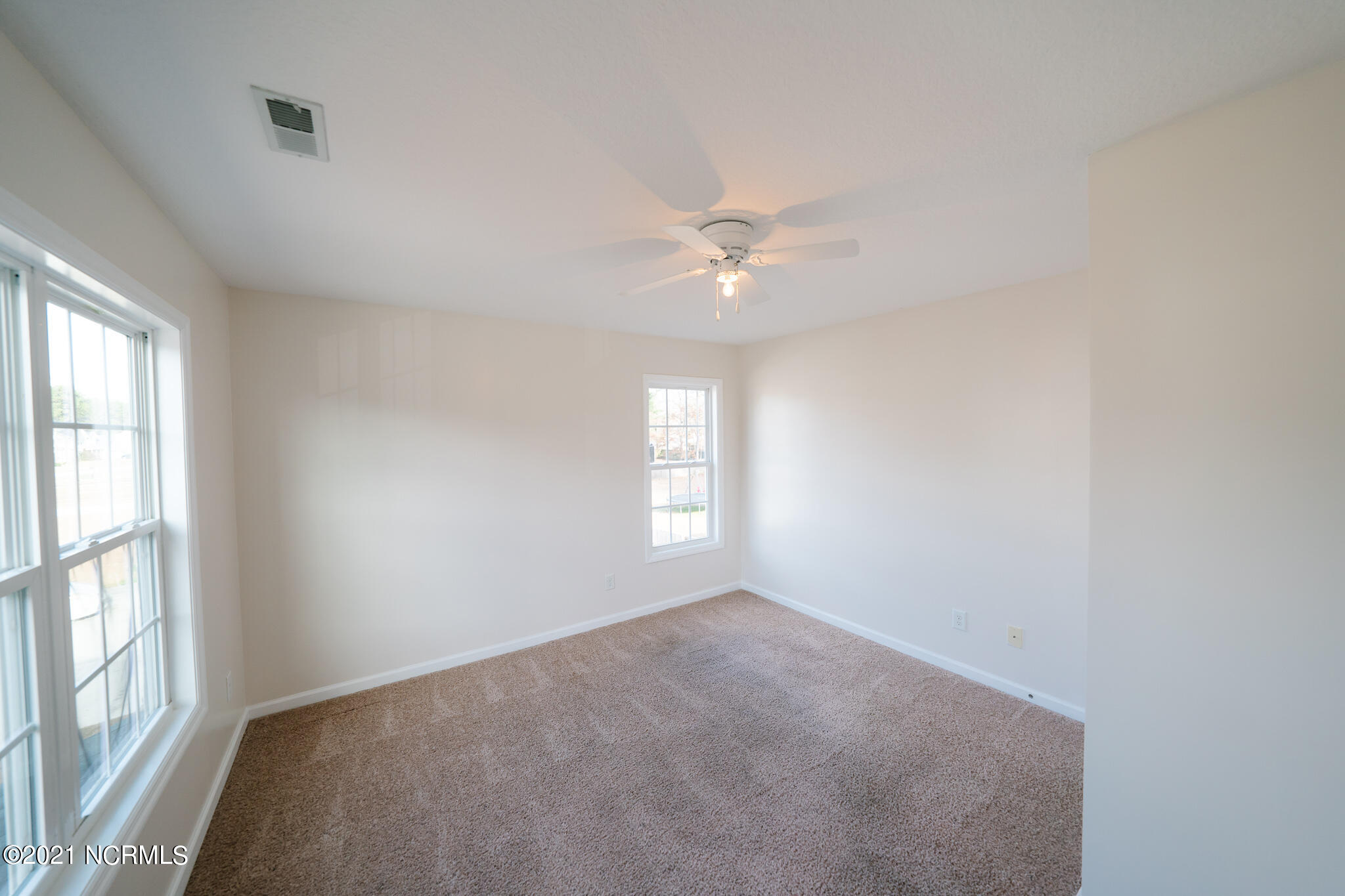 127 Saint Road Richlands, NC 28574 - Photo 20 of 35 DSC09994
