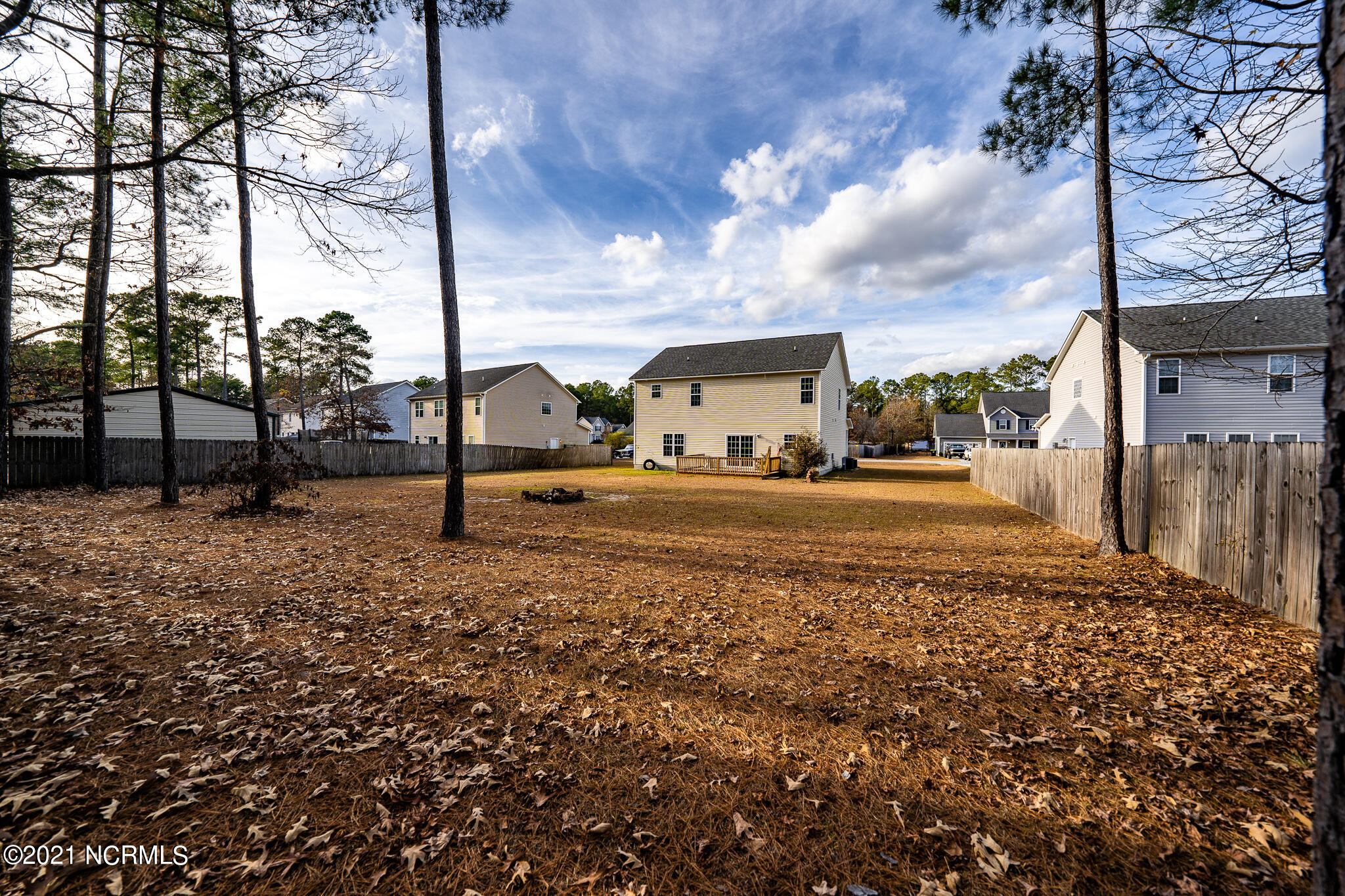 127 Saint Road Richlands, NC 28574 - Photo 2 of 35 DSC00014