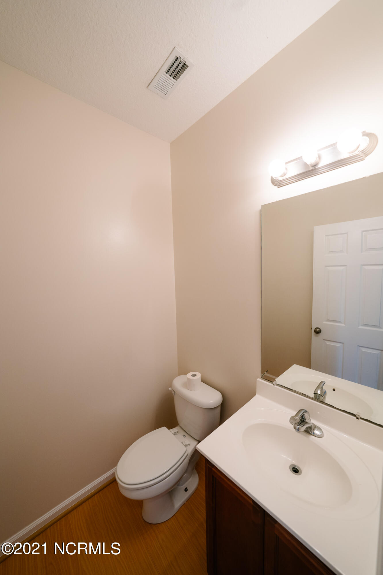 127 Saint Road Richlands, NC 28574 - Photo 7 of 35 DSC00017