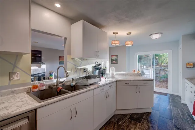 $304,000 | 885 Hemlock Drive, Verona, WI 53593