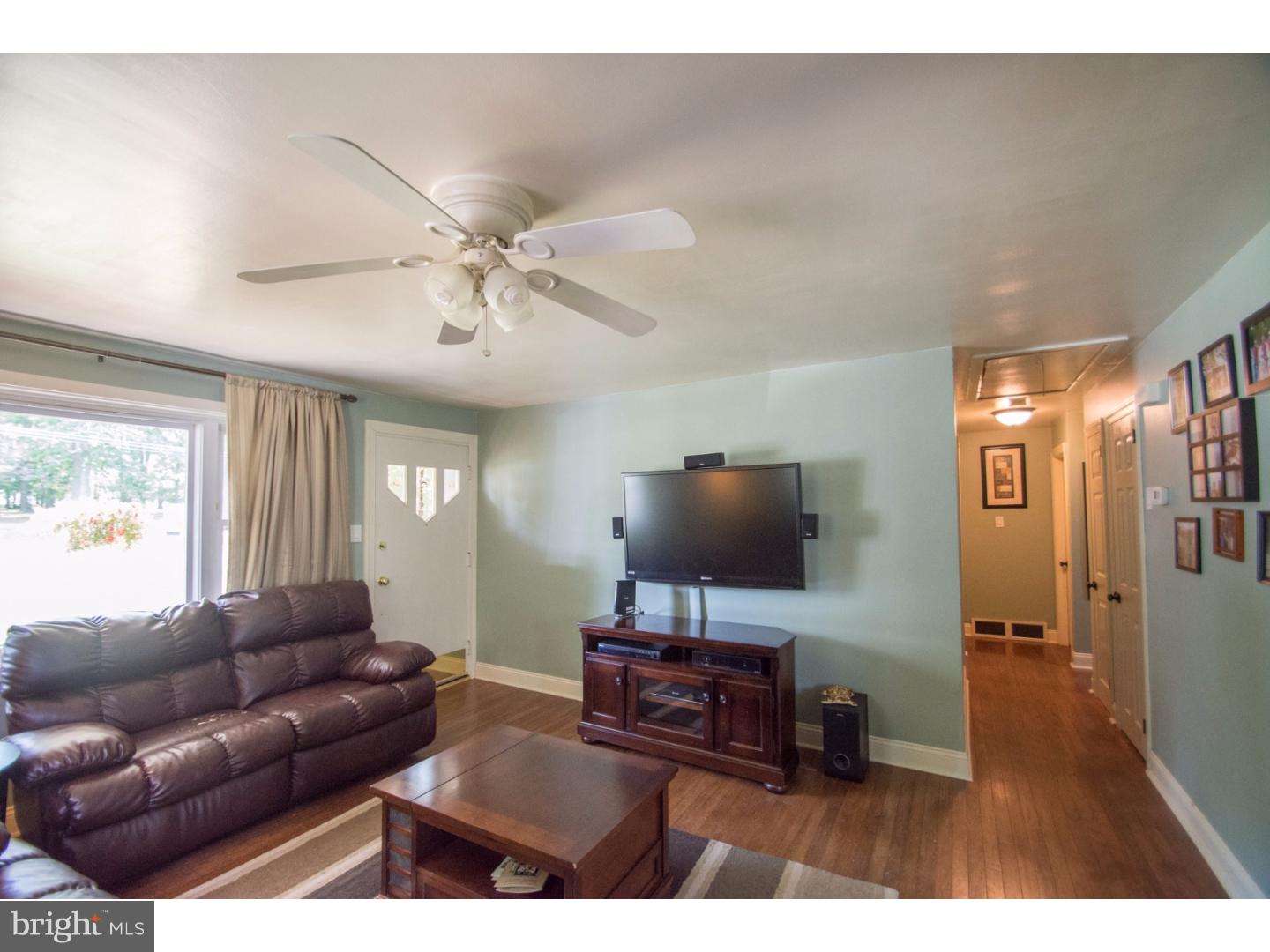 693 Tollgate Road Quakertown, PA 18951 - Photo 6 of 15 Gallery Image 6