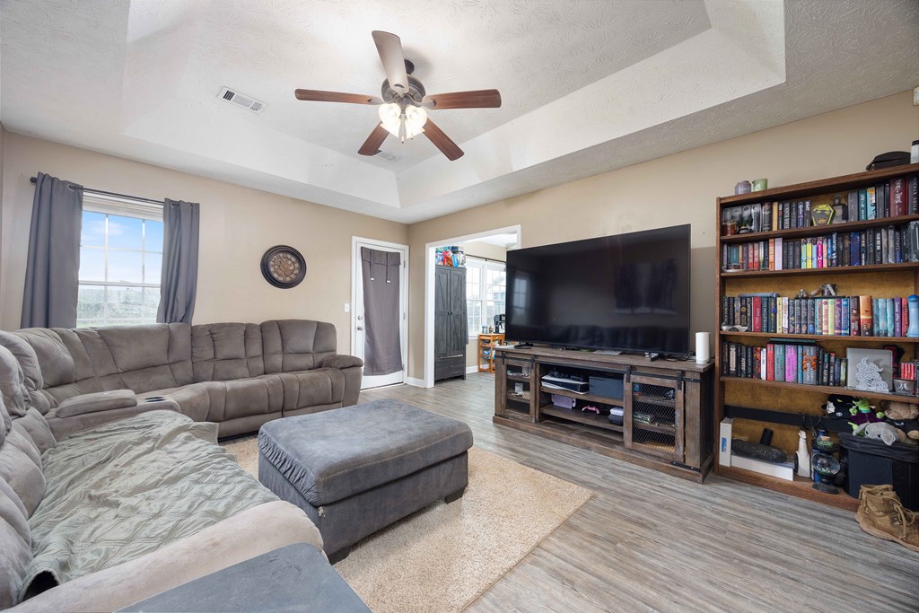 126 Owens Road Fort Mitchell, AL 36856 - Photo 10 of 20 living room