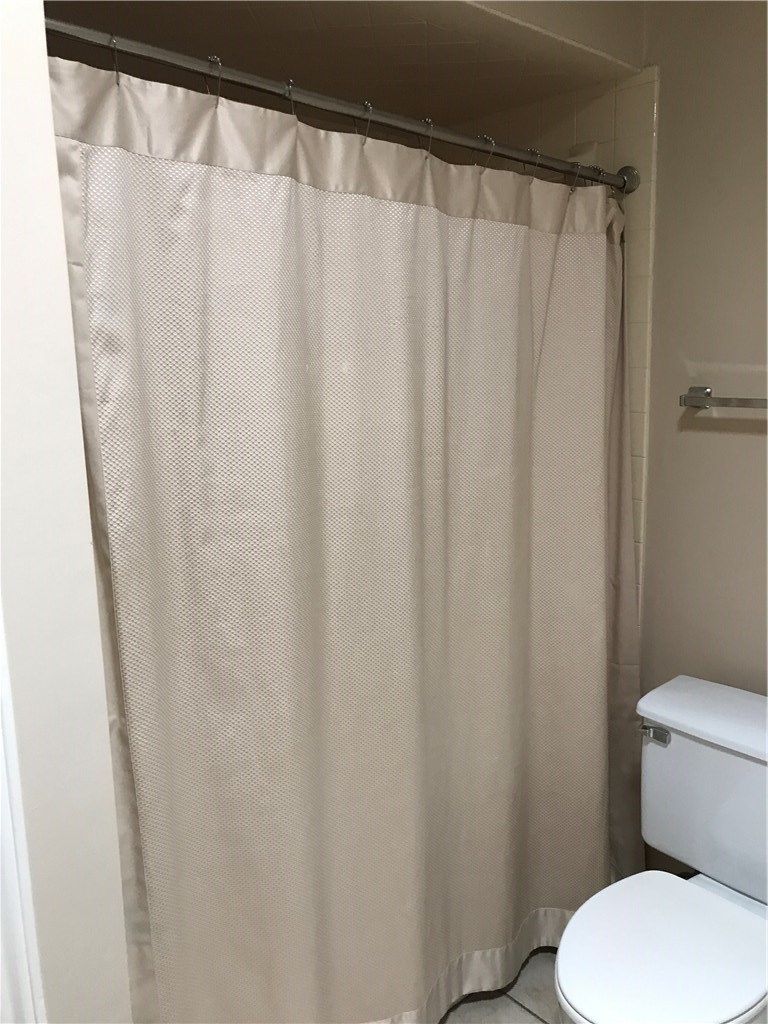 7922 Ridgeline North Austin, TX 78759 - Photo 15 of 31 2nd Bathroom